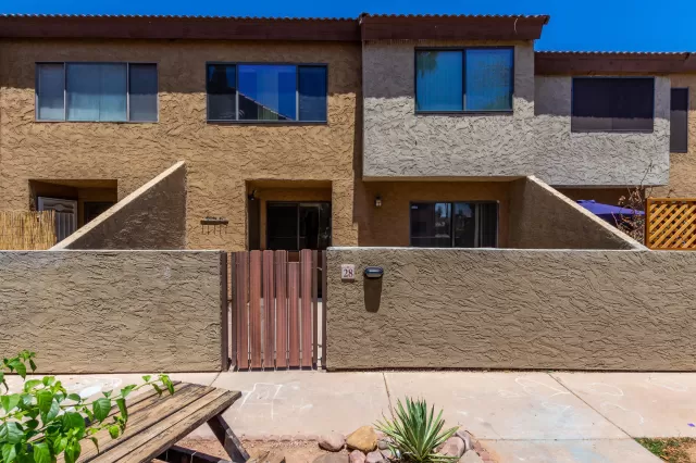 MLS: 6236099 Condo For Sale