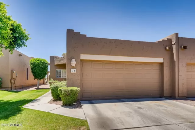 MLS: 6236238 Condo For Sale