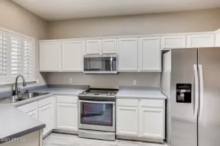 Photo #5: 6236238 Listing