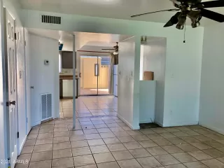 Photo #3: 6236292 Listing