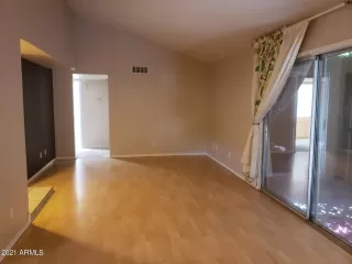 Photo #2: 6236403 Listing