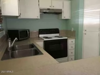 Photo #4: 6236403 Listing