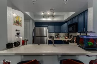 Photo #6: 6236520 Listing