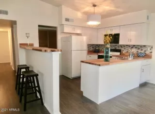 Photo #2: 6236554 Listing 