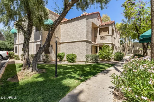 MLS: 6236644 Condo For Sale