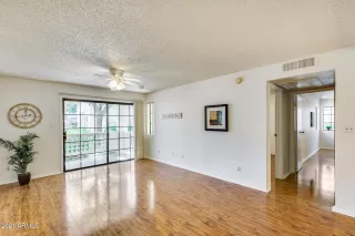 Photo #5: 6236644 Listing 