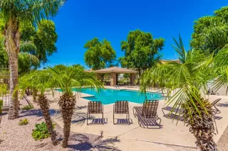 Photo #6: 6236991 Listing