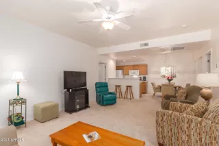 Photo #5: 6237011 Listing