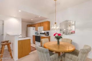 Photo #6: 6237011 Listing