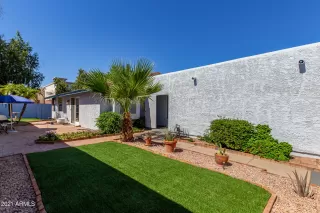 Photo #2: 6237136 Listing 