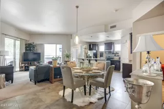 Photo #3: 6237142 Listing