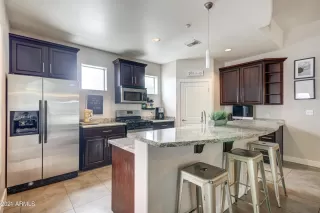 Photo #6: 6237142 Listing