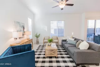 Photo #3: 6237627 Listing