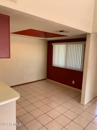 Photo #3: 6237779 Listing