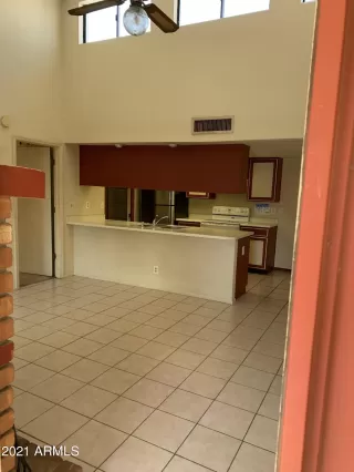 Photo #5: 6237779 Listing