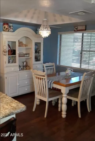 Photo #2: 6237930 Listing