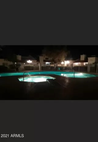 Photo #5: 6237930 Listing