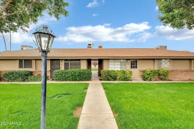 MLS: 6237982 Condo For Sale