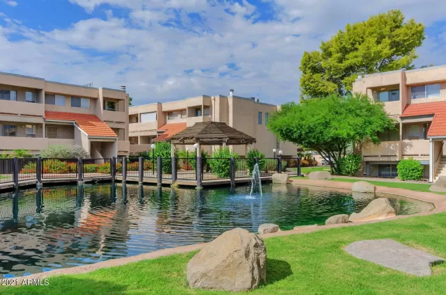 MLS: 6238067 Condo For Sale