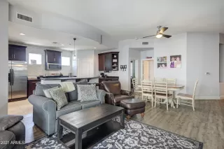 Photo #2: 6238186 Listing 