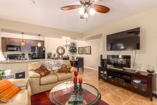 Photo #5: 6238190 Listing