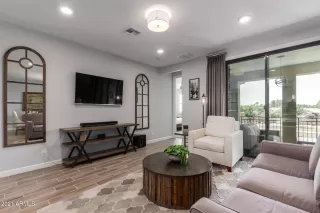 Photo #6: 6238405 Listing 