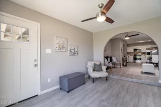 Photo #4: 6238454 Listing