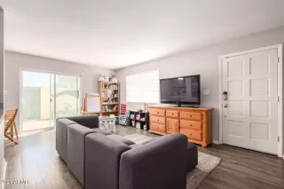 Photo #3: 6238520 Listing