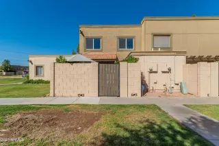 Photo #1: 6238705 Listing