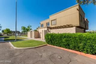 Photo #2: 6238705 Listing