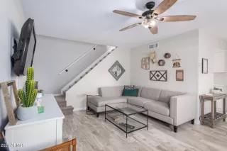 Photo #4: 6238705 Listing