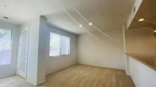 Photo #3: 6238897 Listing