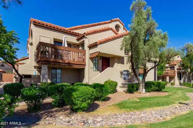 MLS: 6239006 Condo For Sale