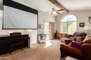 Photo #2: 6239006 Listing