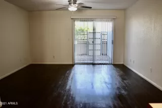 Photo #6: 6239256 Listing