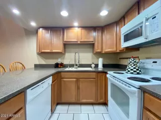 Photo #3: 6239277 Listing 
