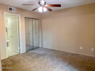 Photo #5: 6239277 Listing 