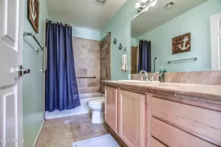 Photo #5: 6239386 Listing