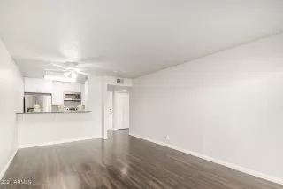 Photo #6: 6239417 Listing