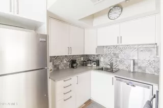 Photo #3: 6239569 Listing