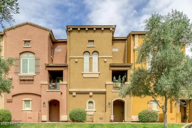 MLS: 6239628 Condo For Sale