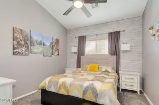 Photo #4: 6239628 Listing