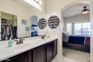 Photo #4: 6239663 Listing