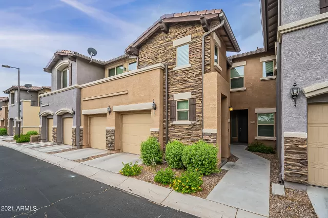 MLS: 6239745 Condo For Sale