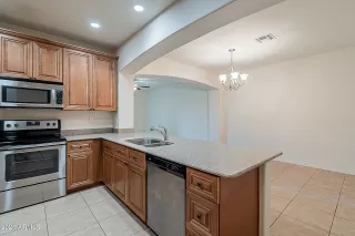 Photo #2: 6239745 Listing 