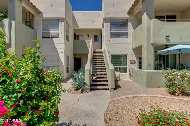 MLS: 6239751 Condo For Sale