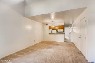 Photo #4: 6239764 Listing