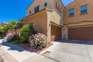 Photo #1: 6239821 Listing 