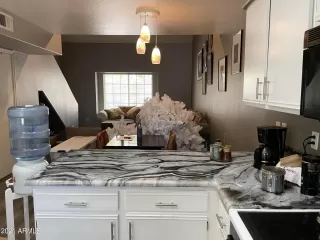 Photo #4: 6239836 Listing 