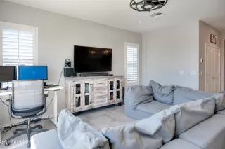 Photo #3: 6239840 Listing